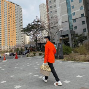 Jang In-sub Instagram - 병원가자 꼬미
