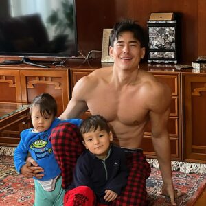Jang Min Instagram - 1 año
365 días 
Muchas aventuras y proyectos 
Agradecido y emocionado por 2024.
Gracias a todos por todo.
#2024
#happynewyear #felizañonuevo #새해복많이받으세요
