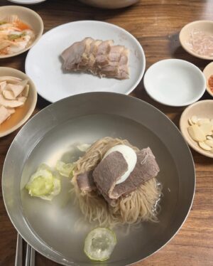 Jang Yeon-woo Instagram - 졸리는..