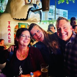 Janie Haddad Tompkins Instagram - How it started May 2 at Warner Brothers gate 5, how it ended September 24 in total solidarity and lockstep, never wavering…how it’s STILL going until we get us a fair deal for @sagaftra! 
#SagAftraMember #1u 
#SAGAFTRAstrong #SAGAFTRAstrike #Power2Performers
#ModerateTempsLaborFall