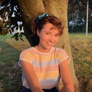 Janina Fautz Instagram - Heute Abend läuft der 2. Teil von #totenwald um 20:15 Uhr im Ersten.🌲Unbedingt einschalten! 😉

#dasgeheimnisdestotenwaldes #krimi #totenwald #truecrime #ardmediathek 
@svenbohse @bavariafiction @ard_degeto @marc_conrad_film @das_erste @der_ndr