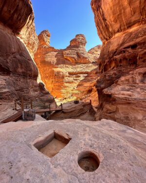 Janina Ramirez Instagram - The most extraordinary discoveries are coming out of Al-‘Ula right now! I can’t share all of them as it’s happening thick and fast. But let these images whet your appetite….