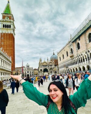 Janina Ramirez Instagram - It’s my amazing husbands birthday!!! So I whisked him off to Venice!!!