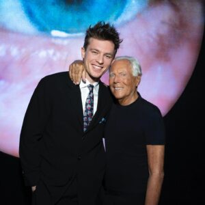 Jannis Niewöhner Instagram - @giorgioarmani loved our movie Munich 🙏 thanks for having me!!