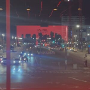 Jannis Niewöhner Instagram - Thank you for those first beautiful days @berlinale

Und danke @berlinale @armanibeauty @giorgioarmani  @prada @sarahsharonkarsten @helenanarra @thisisbta @th.orstenhans 

#ad #berlinale2024 #makeup