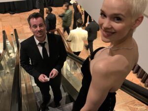 Jannis Niewöhner Instagram - @purwinradczun vielen Dank für den wirklich feinen Stoff👌🏻 @iemmys @christianschwochow @amazonprimevideo @beat.prime #petramüller @emilia.schuele @desireenosbuschofficial #paulabeer #albrechtschuch