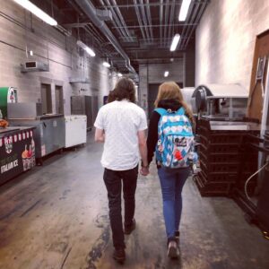 Jared Gilmore Instagram - I spent an absolutely brilliant weekend at #wizardworldphilly with the fantastic community of fans from wherever they may hail and my beautiful girlfriend, thank you @wizardworld for a wonderful weekend. Y’all took fantastic care of us, so thank you again. 
Photos curtesy of @lparrilla and @bexmader ... the greatest extended family I could ever ask for. Love y’all