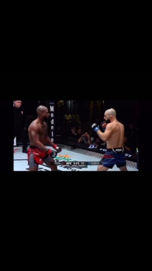 Jared Gordon Instagram - @bobbykinggreen let me give you these hands again, I was just getting started, I respect you but let’s run it back and settle this 🎥⚡️
.
.
.
#ufc #mma #runitback