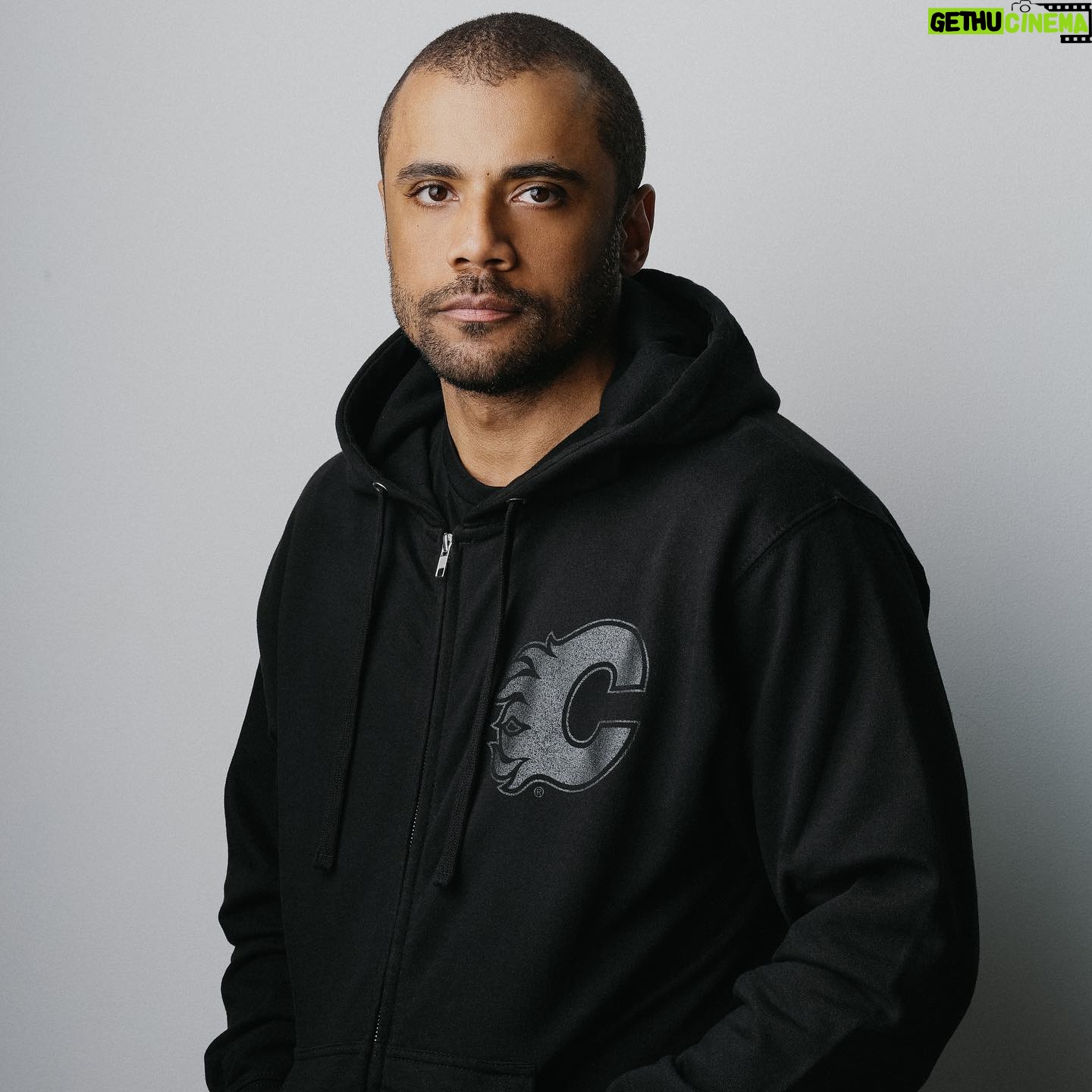 Jarod Joseph - 7.8K Likes - Back with my beloved hometown @nhlflames for some new signature designs!
Now available online through @cgyteamstore as well as physical locations throughout the city!