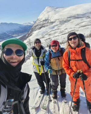 Jarppi Leppälä Instagram - These Dudes ❤
Mother Earth ❤
Snowboarding brought us together as teenagers ❤ 
Happy to be here, all 4 of us!
