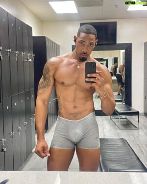 Jarrell Hargraves Instagram - They should call Me Dr. Miami Bcuz I Body dem!! 💪🏽❤️‍🔥🏆 💍 

#mensfitness #menshealth #healthandfitness #model #malemodel #eplorepage #worldwide #london #paris #la #nyc #selflove