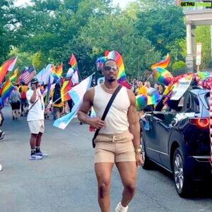 Jarrell Hargraves Instagram - Warnin💢 Queer Overload!🌈🌈🌈🌈

DC Capitol pride Parade 2023 was A blast!!!!

#pridemonth #pride #gaypride #pride🌈 #Gay #DC #capitolpride #Pride 2023
#thestarboys #model #malemodel