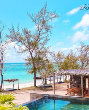 Jarry Instagram - De retour des Caraïbes sur l’île de Saint Martin après des vacances bien reposantes, je tenais une nouvelle fois à vous remercier de me suivre ici alors je vous offre  un nouveau voyage avec @nicolasperrin_ sur une petite île paradisiaque : Rodrigues ! 🇲🇺

Située à seulement 1h30 de l’île Maurice, vous découvrirez « la Cendrillon des Mascareignes », véritable paradis sur terre niché au cœur de l’Océan Indien entre ses eaux turquoises, ses longues plages bordées de filaos, son relief volcanique et sa pêche locale 🐠🐟🐡

-Séjour pour 2 personnes (hôtel 4⭐️ )
-7 nuits en formule petit-déjeuner 
-Transferts A/R aéroport/hôtel
-Valable jusqu’au 30 avril 2023

✨ Pour participer, rien de plus simple :
1- Like la publication
2- Suivre @nicolasperrin_ , @tekomaboutikhotel , @jarrytypique
3- Mentionne deux amis en commentaire

Le gagnant sera annoncé le dimanche 24 avril à 17h55 !

Vive le voyage ❤️