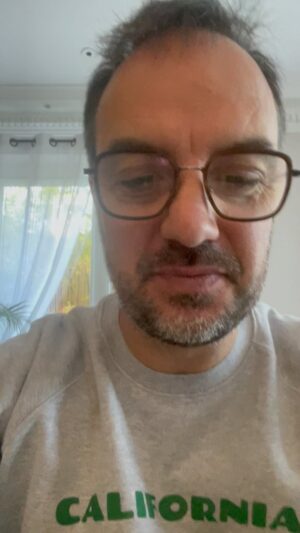 Jarry Instagram - Heureusement qu’il connaît pas le mot crevard ! 😂😂😂