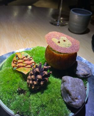 Jason Biggs Instagram - CPH pt 1

@nomacph 
@reneredzepinoma 
@pkreiner 
@jennymollen 

🦌🍆🧠😋🙌🙏❤️