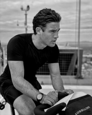 Jason Fernández Instagram - Elegance and optimum performance with the new T-touch Connect Sport 
 ‘Dwell on the beauty of life. Watch the stars, and see yourself running with them.’ M.A

#tissot #ttouch #connectedwatch