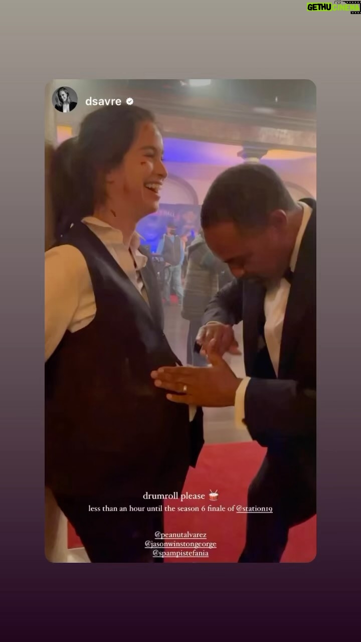 Jason George - 8.9K Likes - #EastCoast !!
Yāall hear that!?!
Itās the sweet sweet drumbeat of the @station19 #finale
Like this if youāre watching tonight
Comment and tell me if youāre watching #nextseason