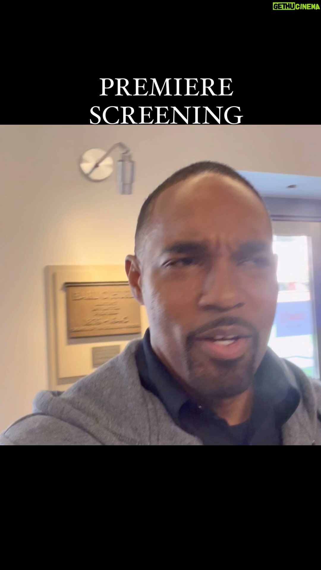 Jason George - 4.4K Likes - @station19 #premiere #screening
See yāall in a bit