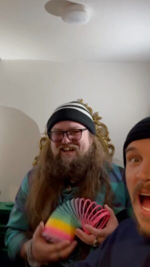 Jason Mewes Instagram - and we’re the three best friends that anyone could have!

#comedy #jaymewes #captainautism #jakerublecomedy