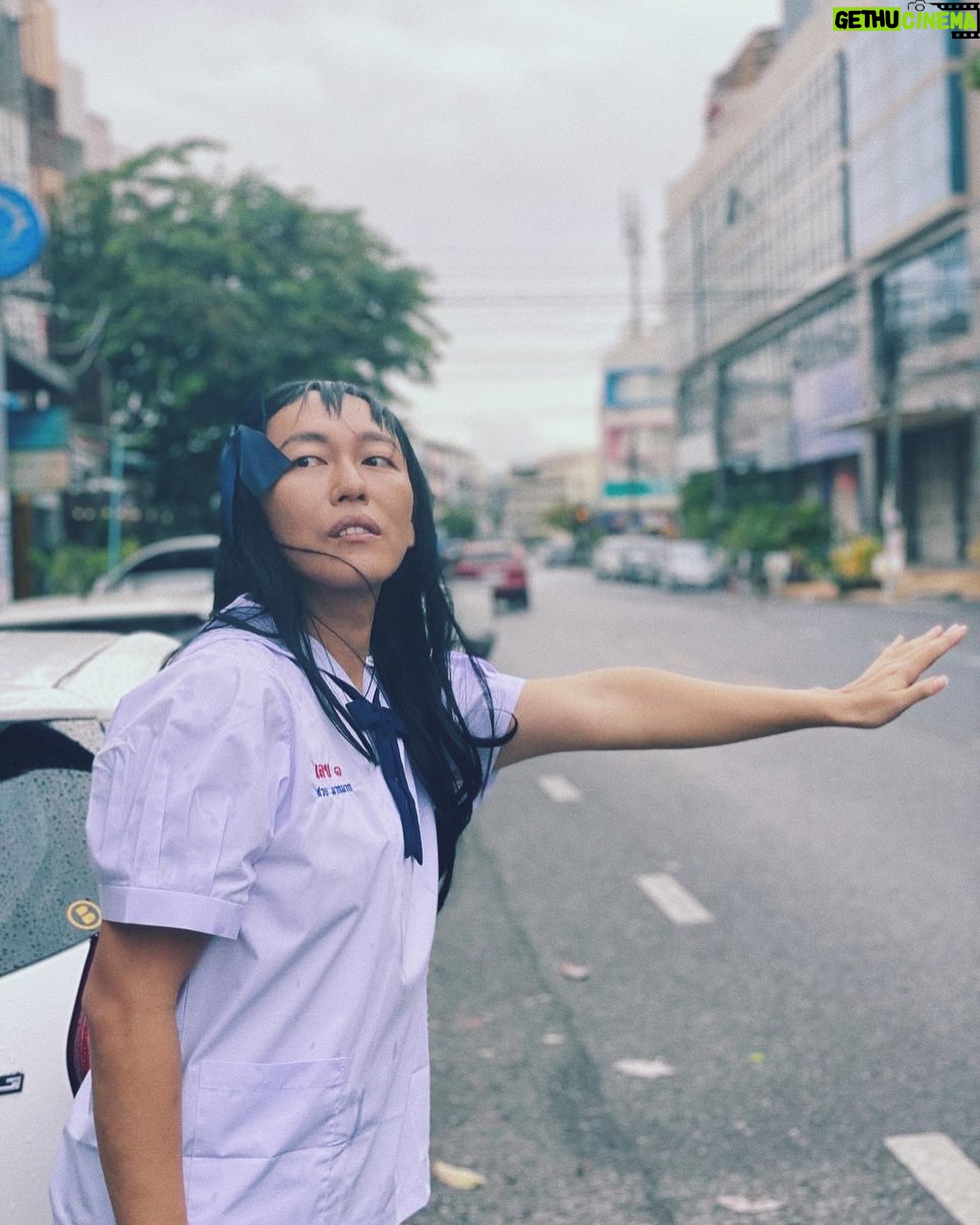 Jaspers Lai - 7.5K Likes - 你浅浅的微笑就像。。。
#乌梅子酱
泰国 #校花 #模特儿 #水嚒嚒 #thailand #streetphotography #travel #school #schoolgirl