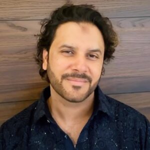 Javed Ali Instagram - Wishing you all a very Happy and Peaceful Eid-ul-Fitr. May Allah accept our prayers. May this auspicious occasion bring peace, good health and harmony in the world.

#Eid #EidMubarak #EidUlFitr #eid2024 #eidmubarak2024 #eidgreetings #eidulfitr2024