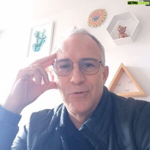 Javier Delguidice Instagram - Como te vez me ví! 
Como me ves te verás ! 
Palabras del abuelo 
Ahí les dejo una pequeña reflexión