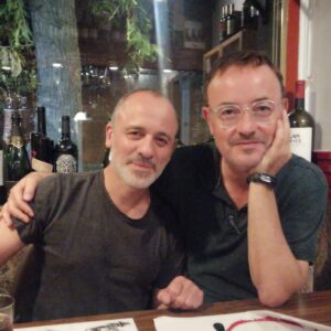 Javier Gutiérrez Instagram - Estos días en los que se estrena #LaHIja en festivales tan importantes como el @tiff_net y @sansebastianfes me gustaría celebrar el compromiso, la pasión y el talento de mi amigo #ManuelMartínCuenca.
Un cineasta con mayúsculas.
@@lalomablanca.p.c @mod_producciones
#cineespaňol