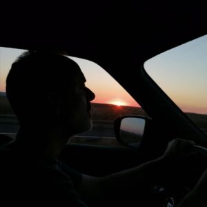 Javier Gutiérrez Instagram - De vuelta a casa. Desescalando.
📷 @moira.od_