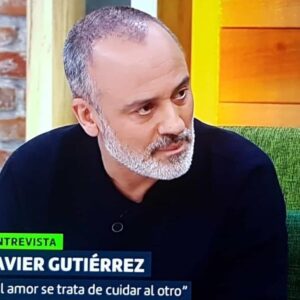 Javier Gutiérrez Instagram - Domingo de promoción. Estrenos de #BAJOCERO en @netflixes el 29 de enero y #PRINCIPIANTES en Teatro Principal de Vitoria el 12 de febrero. Vamos!!!! 💪
@liarlapardo
@morenafilms
@josep_amoros
@vaniaproduccions
@monica_onesoff