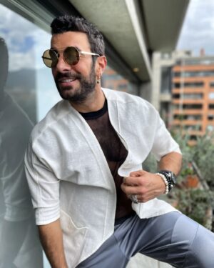 Javier Jattin Instagram - Domingo de relax... en algodón orgánico.
@sientochenta @sientochenta.man
Una marca emprendedora 100% colombiana #YoApoyoColombiano