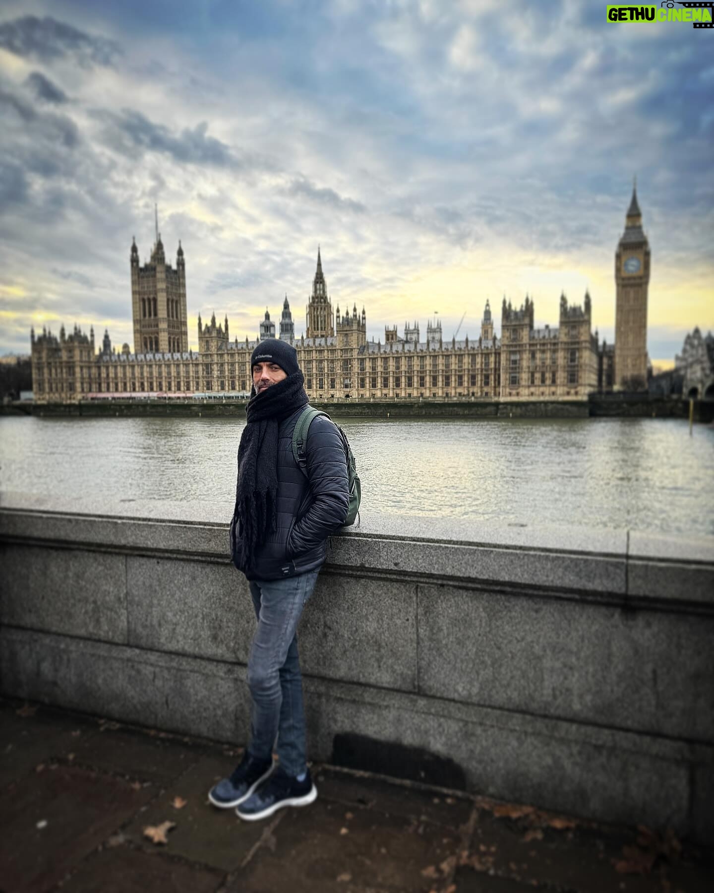 Javier Poza - 290 Likes - London