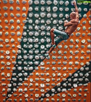 Javier Poza Instagram - “Puede parecer difícil al principio pero todo es difícil al principio”.
Miyamoto Musashi

#climb #climbing #climber #climbinglife #climbing_is_my_passion #boulder #bouldering #boulderinglife 
#climbing_worldwide #indoorclimbing  #goclimb #gripstrength #leadclimbing  #doyouclimb #climbingnation #TimetoClimb #climbing_is_my_life  #climbing_videos_of_instagram #climbingtraining #rockclimbing #rockclimb #rockclimber #Indoorrockclimbing 
#boulderingproblems #boulderingwall  #ageisjustanumber #50yearsyoung #tooyoungtobeold #fitover50 #prouddad