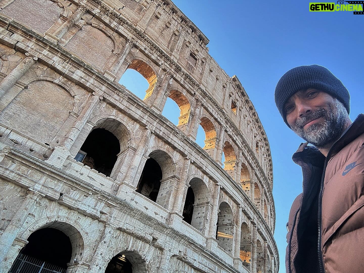 Javier Poza - 267 Likes - Coliseo
Roma, Italia.