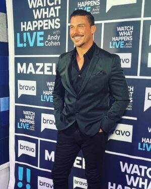 Jax Taylor Instagram - The number one guy is back and he’s in the clubhouse tonight!! 😈 @bravowwhl #houseofvillains 🥃
