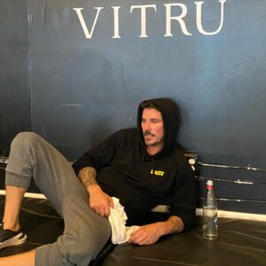 Jax Taylor Instagram - Today was one of those few days I dreaded going to the gym, I just wasn’t feeling it, I was tired, unmotivated but I powered through. thanks to my wife for motivating me this morning and my trainer for getting me through it. @brittany @jayb__la also thanks to @happycaps for my happy hoodie, I needed it this morning. Have a great weekend everyone! 🙂