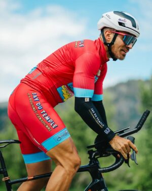 Jay Du Temple Instagram - Déjà 5000 km de parcourus à vélo. 🚴