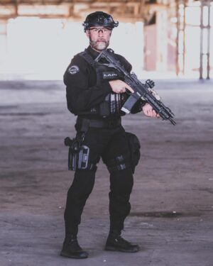 Jay Harrington Instagram - still fits…
SEASON FINALE TOMORROW NIGHT!!!
@swatcbs at 8pm on @cbstv 

@davinophotostudio