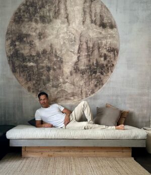 Jay Hernandez Instagram - Very excited for you to see my magazine cover for GEOMETRIC SHAPES MONTHLY "I've always found the circle to be well rounded." -Jay Hernandez 🫥