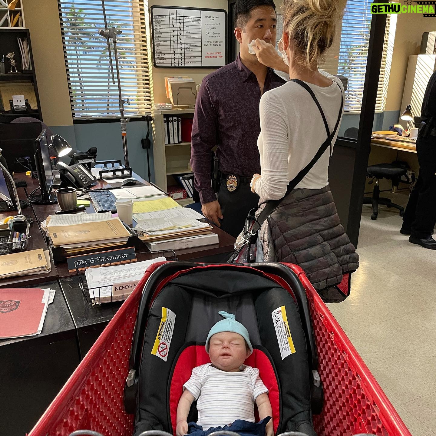 Jay Hernandez - 52.1K Likes - Season finale of Magnum tonight. Been a tough year for everyone but we worked really hard to make some good television. Hope y'all enjoyed it, the ohana can't wait to see you in season 4! ššš¤š½