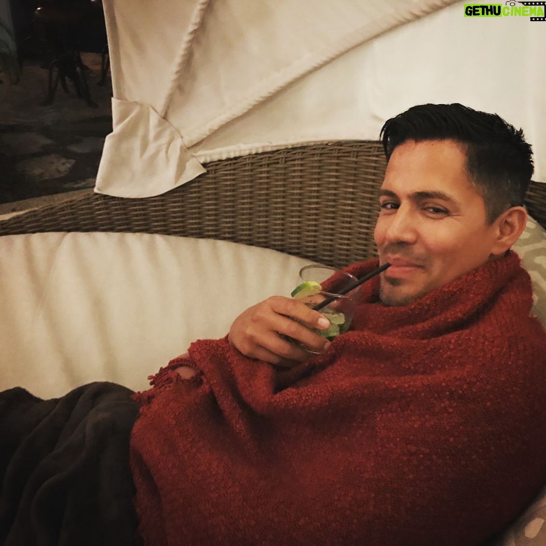Jay Hernandez - 32.6K Likes - When it’s cold af but you still wanna party.