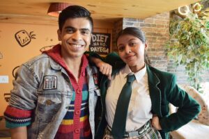 Jay Thakkar Instagram - Kaisi lagi Gullak Season-4 ke SURYANARAYAN aur SHILPI ki chemistry? Comments me bataaiye!😉♥️

Watch Gullak Season-4, Streaming Exclusively on Sony LIV App. 👨‍👨‍👦‍👦♥️

 #GullakSeaaon4 #Suryanarayan #SonyLiv #TVF #WebSeries #JayThakkar #Solanki