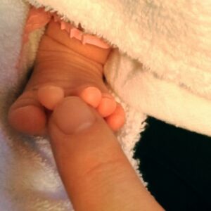 Jaycee Chan Instagram - 18hrs Years Old...😂Very Very Young... Very Smelly Feet in a good way! 😆
18小時歲...😂 而且她的腳是香香的哈哈哈😆