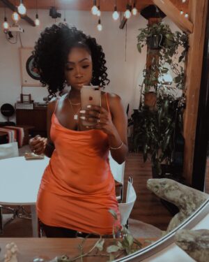 Jayd Ink Instagram - She acts like the summer and walks like the rain... #mondaymood