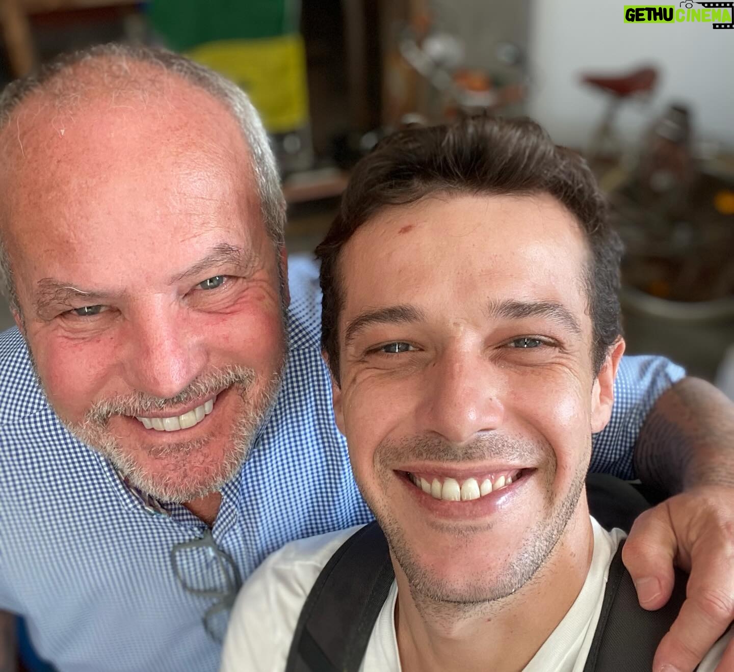 Jayme Matarazzo - 22.7K Likes - Hoje é dia dele!!! 🎉 Te amo @jaymemonjardim !!! Pai que amo e admiro muito e que hoje também atende por vovó Monja!!! Nós te amamos e morremos de orgulho de você !!
💙💜💛💚❤️🩵🩷