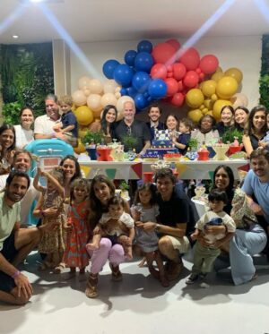 Jayme Matarazzo Instagram - Tempo, tempo, tempo… Há três anos o Antonio nasceu e ressignificou a nossa vida, a impressão que temos é que ele tá conosco desde sempre. Há três anos ele veio nos ensinar sobre esse amor tão profundo e incondicional, que faz a gente querer evoluir e ser cada dia melhor. Há três anos ele transformou nossa vida, trouxe mais cor e alegria. Quanta gratidão em ter você filho, obrigada por existir, obrigada por ter nos escolhido, vamos estar sempre do teu lado, te apoiando e te incentivando a ser tudo aquilo que tu deseja. Te amamos infinito e além ❤️