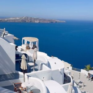 Jaymes Vaughan Instagram - Santorini Dump 💙🇬🇷