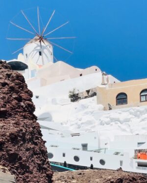 Jaymes Vaughan Instagram - Santorini Dump 💙🇬🇷