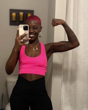 Jazlyn Miller Instagram - Every day I wake up at 4am, get in my car and go workout. Some days I’m so tired my eyes burn, other days I have all the energy in the world….both days, I’m showing up!! It’s time for my internal to match my external! I am sooooo proud of me!! I show up for myself no matter how hard, and I’m loving the results! S/o to @isi.greensboronc for kicking my A**…but helping me feel good enough to put my muscles up in every picture😂😂🫶🏾💪🏾
—-
A huge shoutout to my hubby @mr_9ray_willseeyounow for helping me with my running journey! Running sucks ( it really), but the way it makes me feel is everything, so idc, I’m sticking beside it!!! 😂
