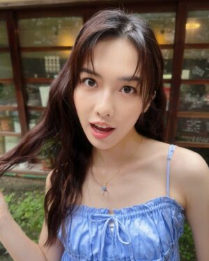 Jean Ho Instagram - 連假 I’m coming ♥️✨