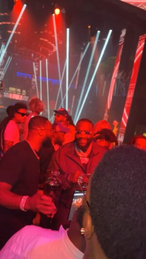 Jean Pascal Instagram - A Couple weeks ago, Me and @richforever chopping in up on new business @livmiami. Also, I was making sure he dont go too hard on my fellow canadian @champagnepapi. He said nope! I’m going for the championship belt 😂😂🤦🏾‍♂️ but be careful cuz drizzy might bite back Grrr 🦁 #jeanpascal  #rickross #drake #beef